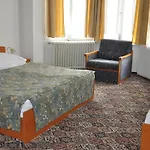 Centre Hotel 3*