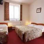 Centre 3*