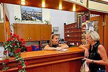 城市中心酒店 3*