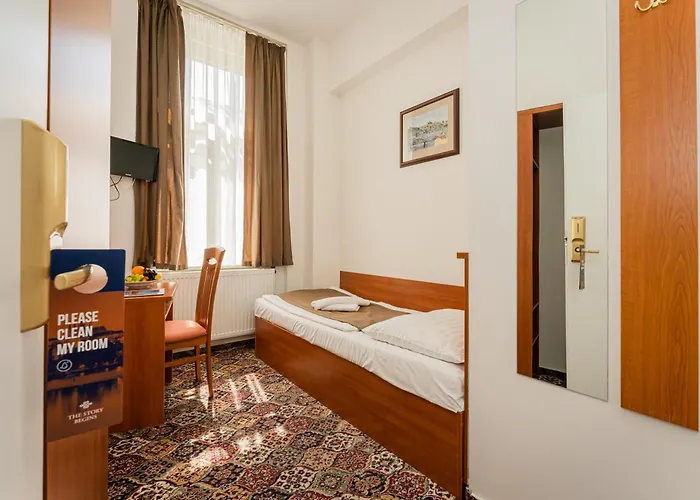 Hotell Centre 3*