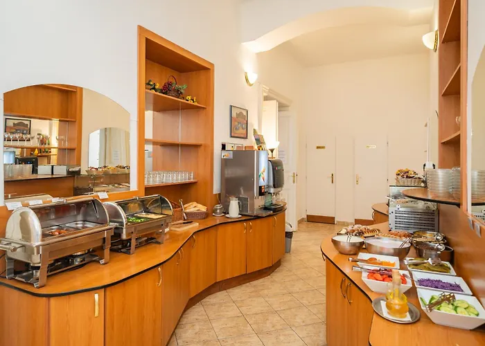 Centre Hotell 3*