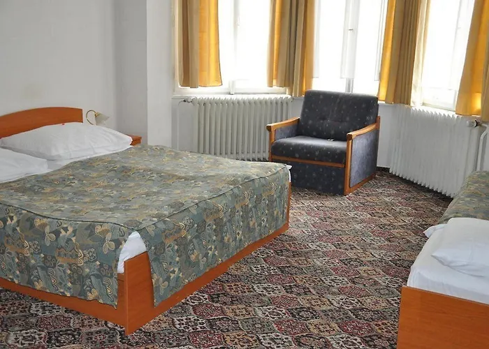 Centre Hotell 3*